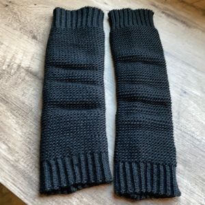 Black leg warmer:boot warmer